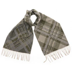 LeMieux Blair Scarf -Equestrian Supply Store 193760d4dad49facd9a1f6392887c00e.image .1200x1200