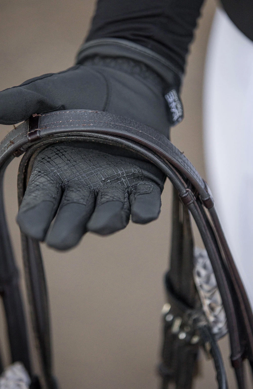BARE Equestrian ProRider Mesh Grip Gloves 5 BARE Equestrian ProRider Mesh Grip Gloves - Image 5