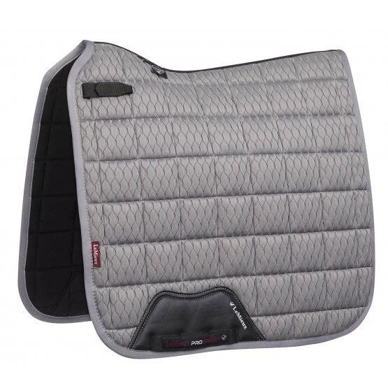 LeMieux Carbon Mesh Dressage Square 4 LeMieux Carbon Mesh Dressage Square - Image 4